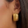 Amelia Textured Hoop – Gold