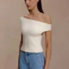 Carley Off Shoulder Knit Top – Ivory