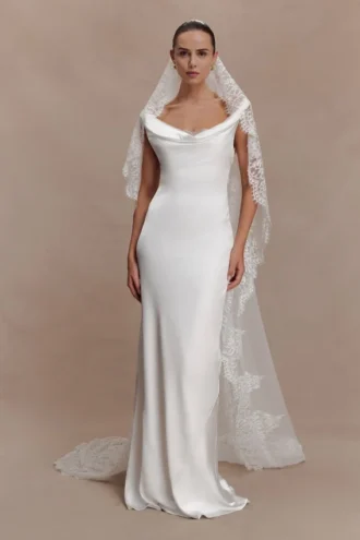 Cassia Lace Trim Veil – White