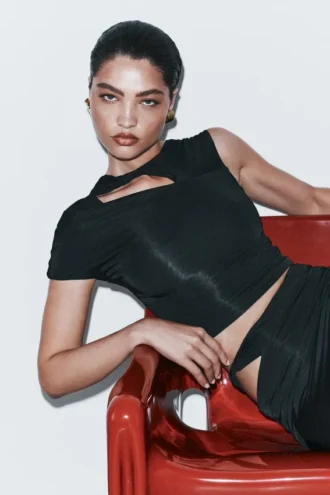 Haven Slinky Twist Top – Black