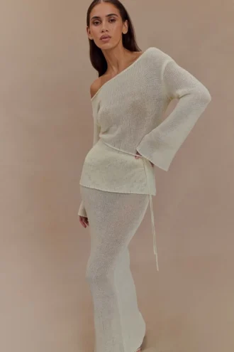 Reagan Off Shoulder Knit Top – White