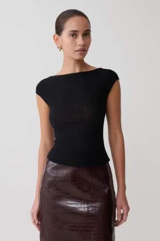 Romana Short Sleeve Mesh Top – Black Romana Short Sleeve Mesh Top – Black