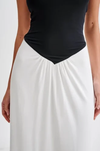 Ruby Strapless Slinky Maxi Dress – Black/White