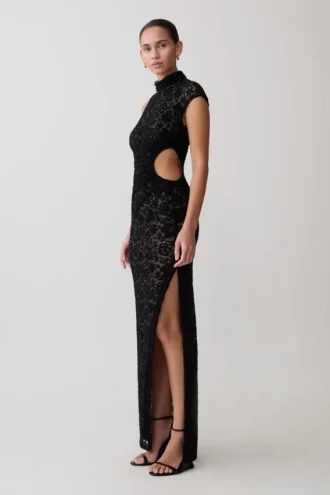 Trinh One Shoulder Maxi Dress – Black