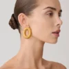 Yara Metal Wounded Stud Earring – Gold