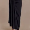 Zendaya Silk Midi Skirt – Black Zendaya Silk Midi Skirt – Black